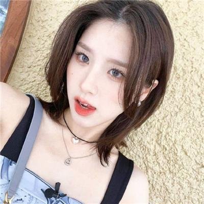 春满魔宫海报